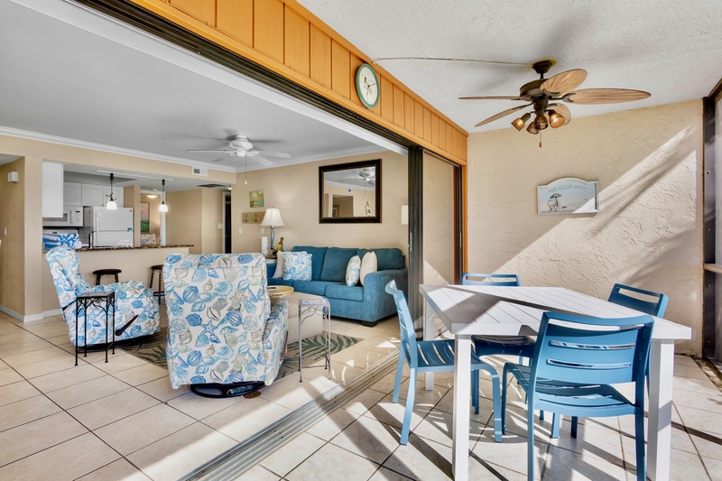 PHOTO - Lanai
