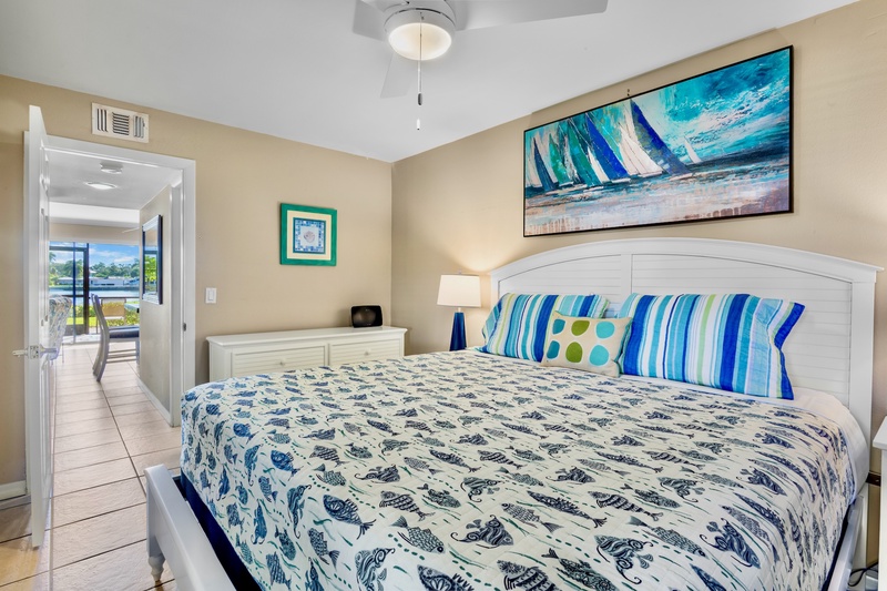 PHOTO - Master Bedroom 2